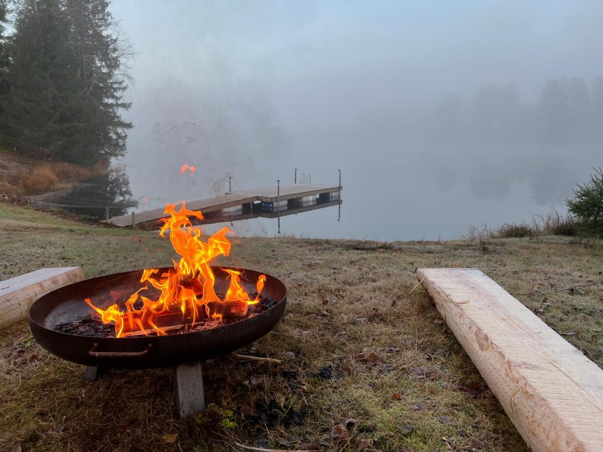 Villa Granhede -Sjoelaege Med Badtunna, Eldstad Med Mera Torsby Luaran gambar